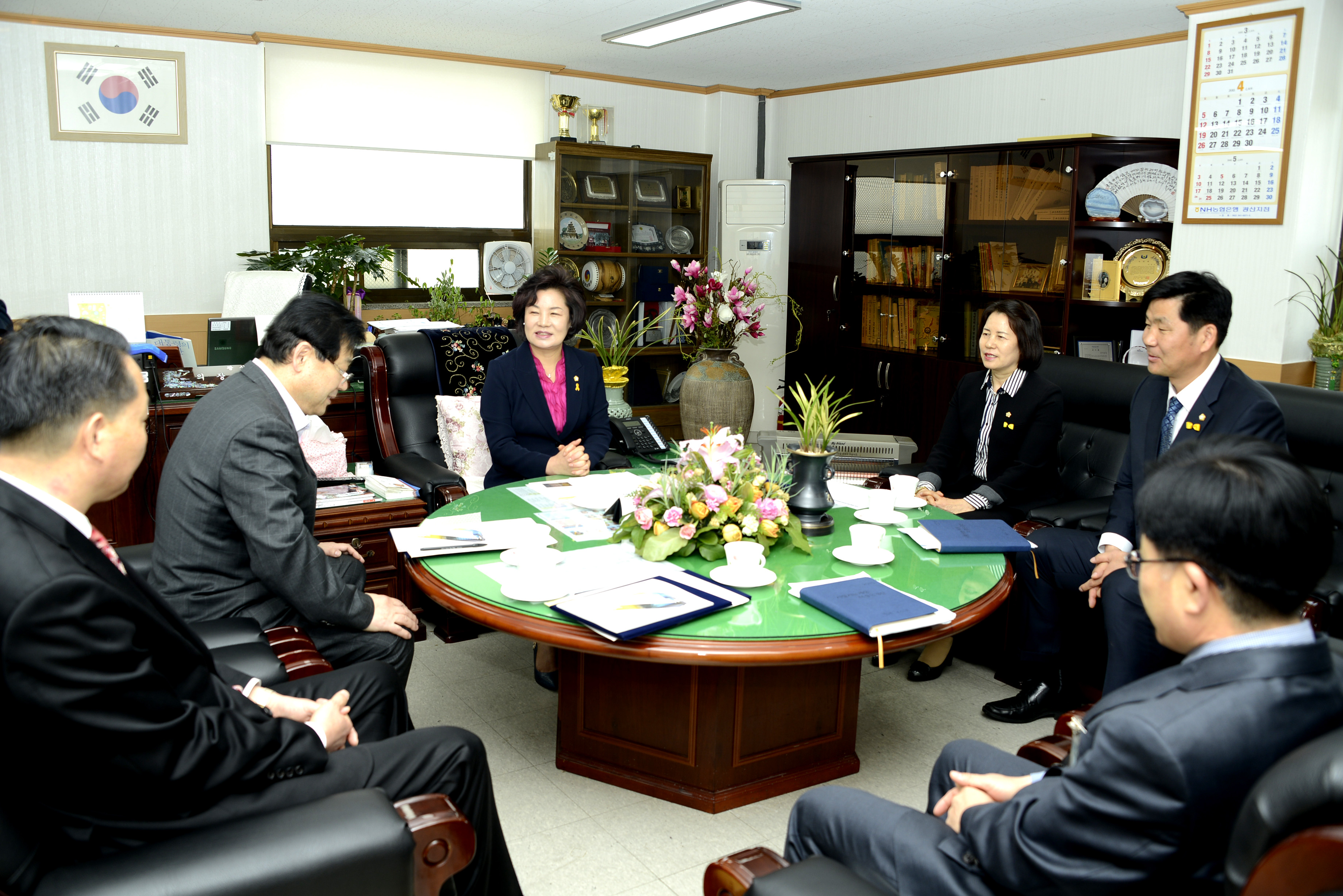 광산구의회 법률고문위촉장수여 첨부이미지 : 424_14296942700.JPG