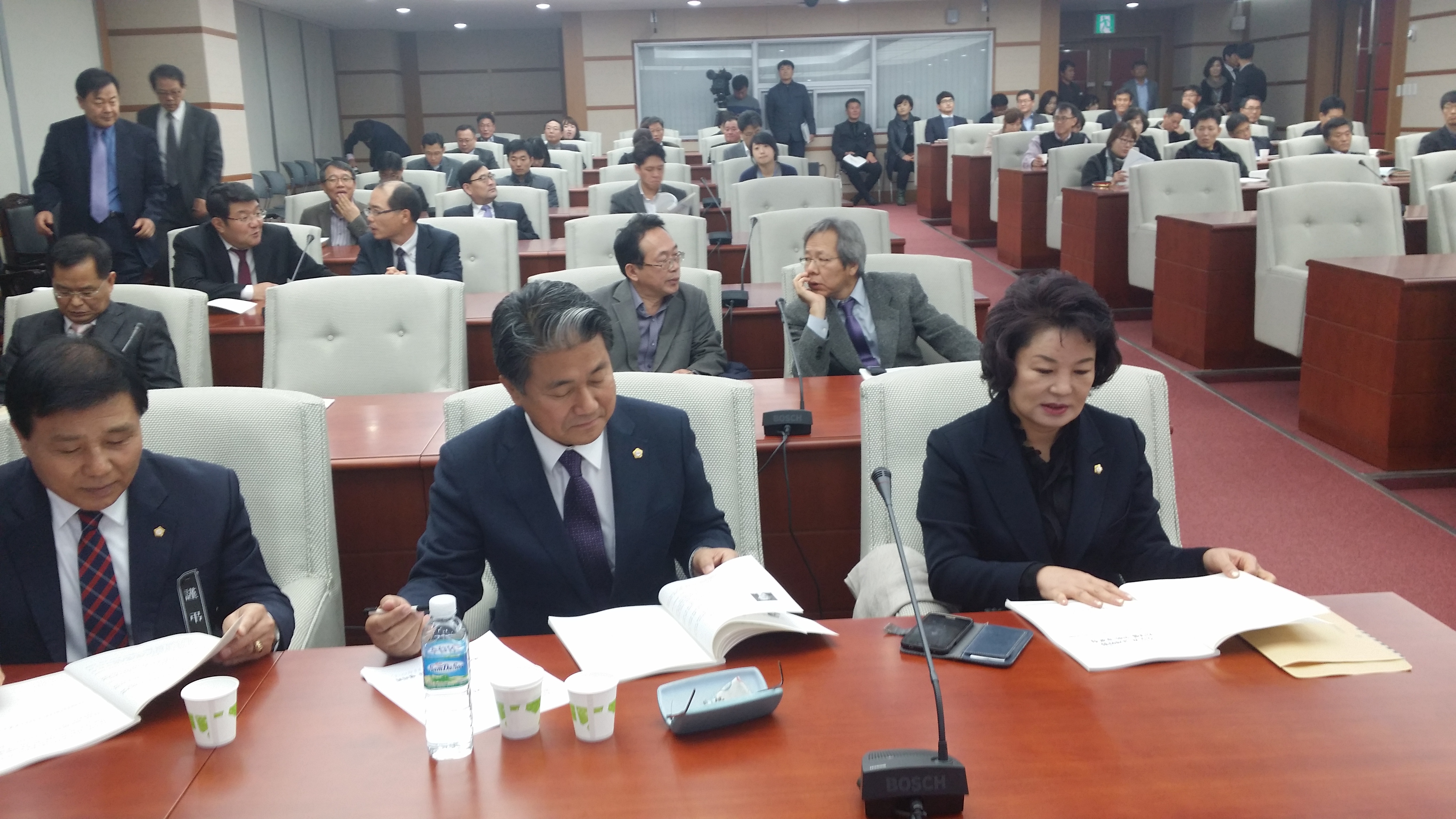 “선(先) 지방발전, 후(後) 수도권 규제완화” 촉구 첨부이미지 : 0000000001_20151124160731_2.jpg