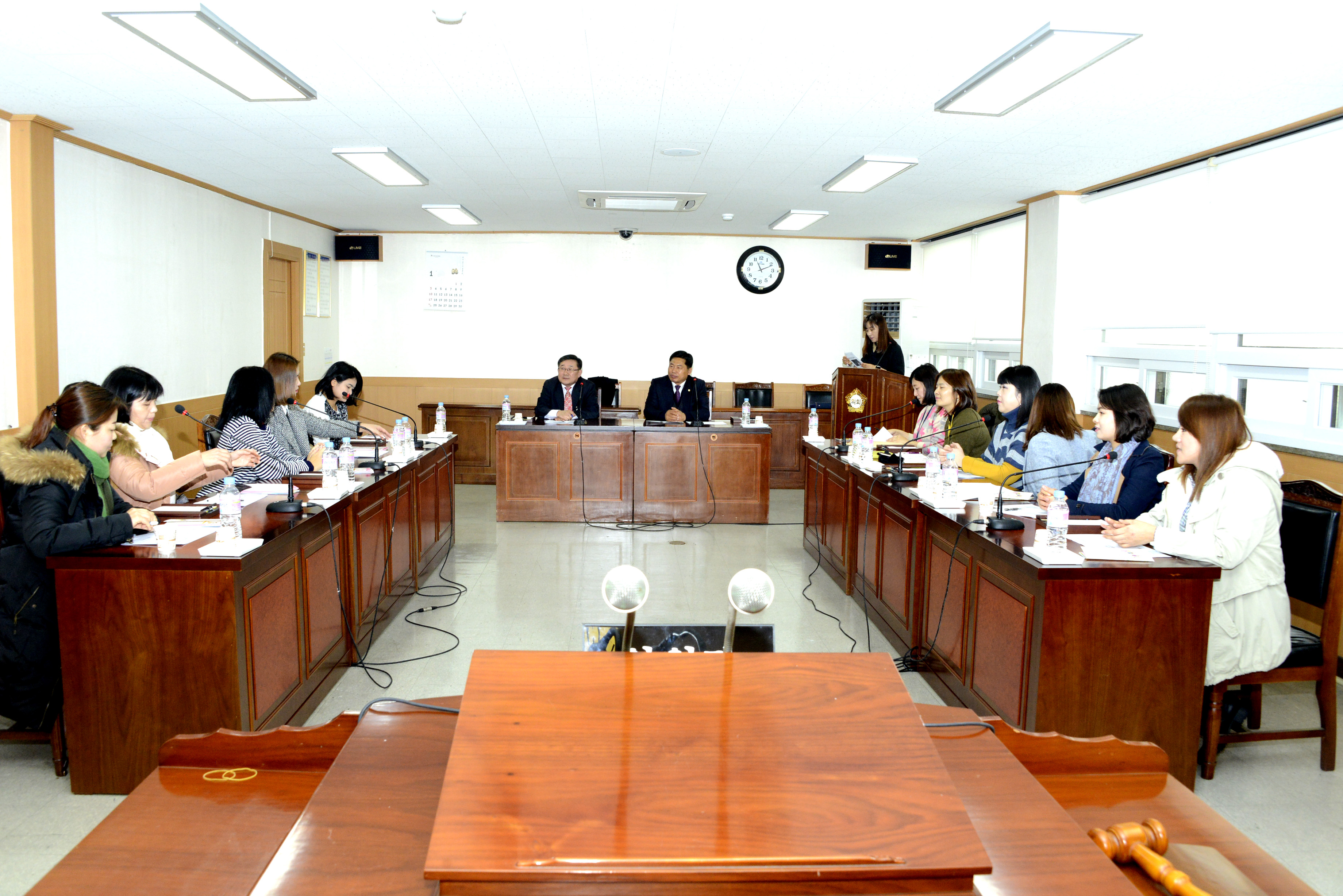 ‘의회서 외국인 명예통장단 회의 열려’ 첨부이미지 : 0000000001_20160119112651_1.jpg